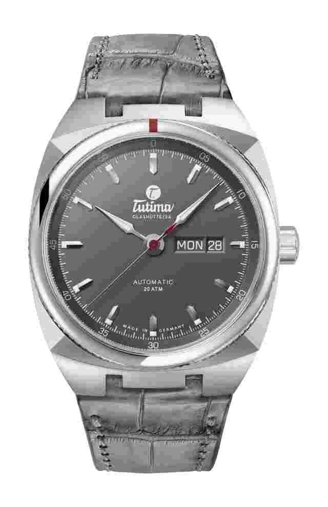 Tutima Glashütte
  
          Saxon One Automatic
