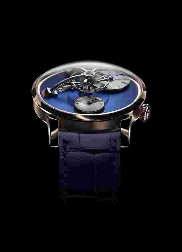 MB&F
  
          LM101 RG Blue