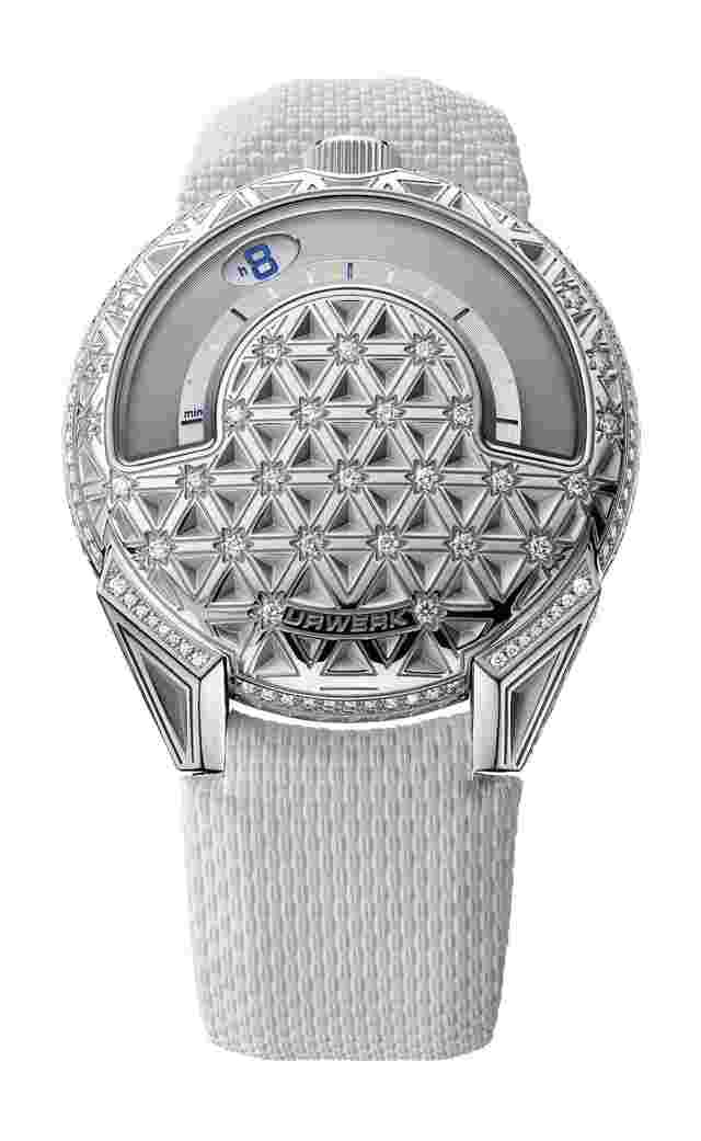Urwerk
  
          UR-101 Diamond Sky