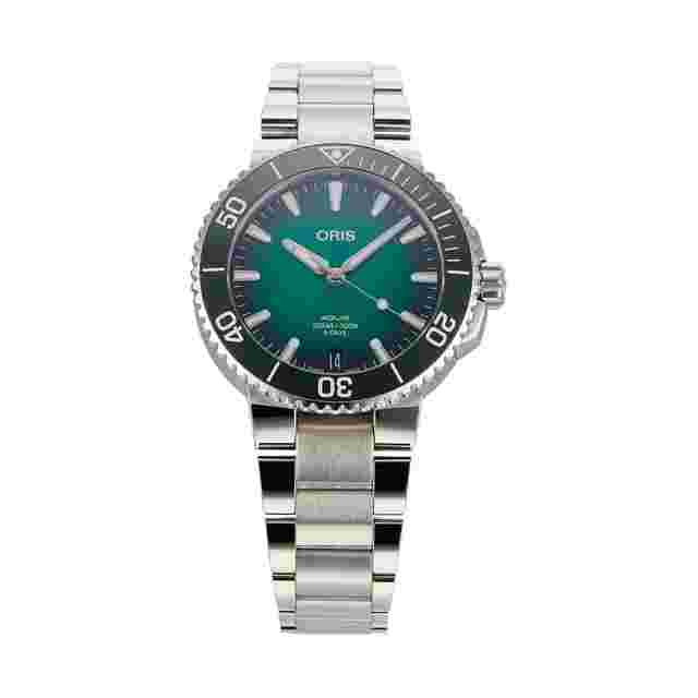 Aquis Date Calibre 400 Mens Watch 01 400 7769 4157