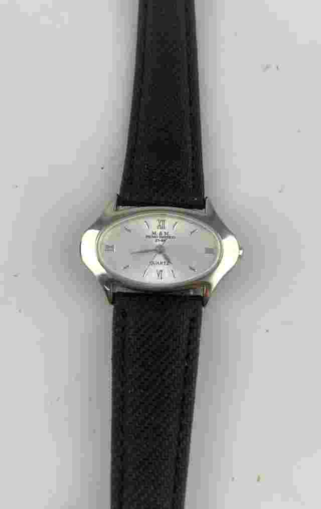 M&M Primo Emporio Women's Quartz Watch 32 Mm Oval Shape Working Fashion
