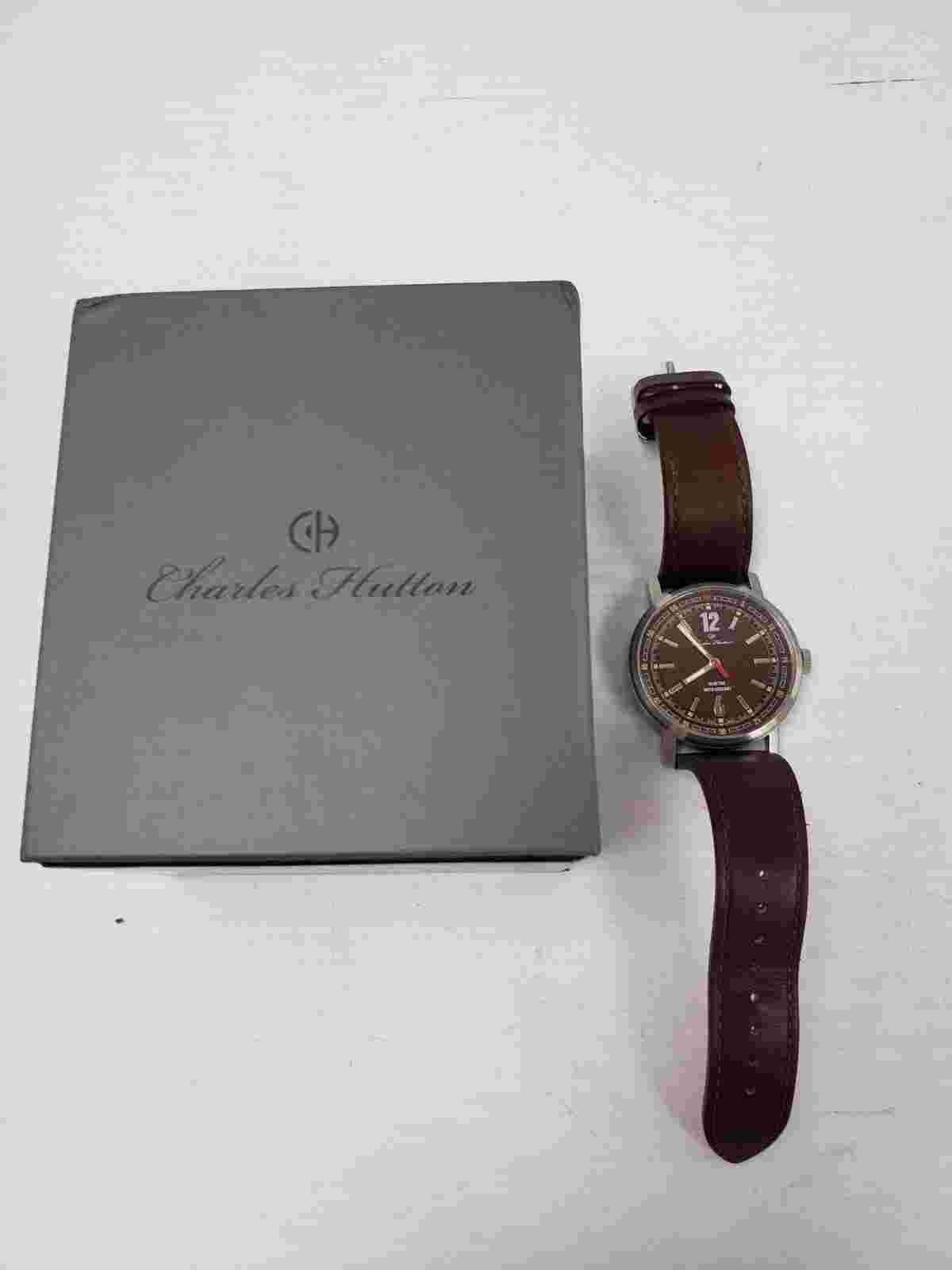 (41585-1)Charles Hutton Watch