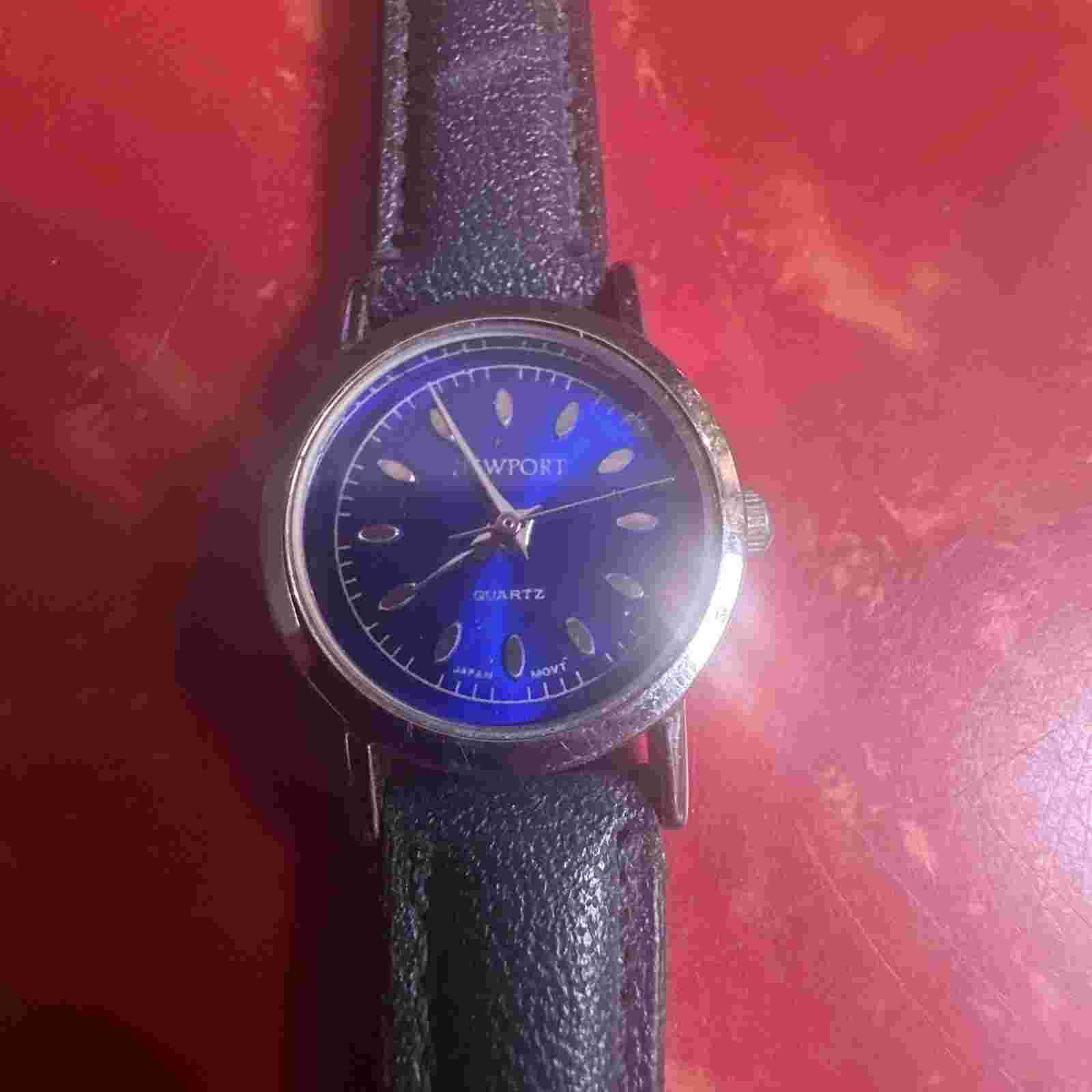 Vintage Newport Ladies Quartz Watch Blue Face Working!