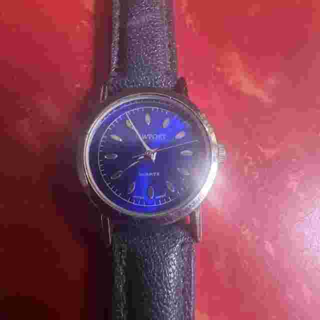 Vintage Newport Ladies Quartz Watch Blue Face Working!