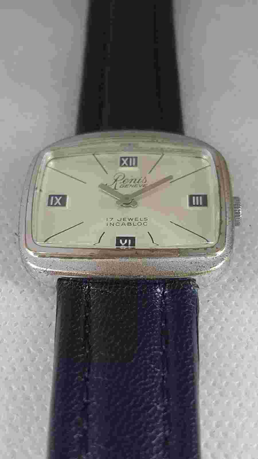 Renis Geneve Watch . Ladies classic. Swiss Made.
