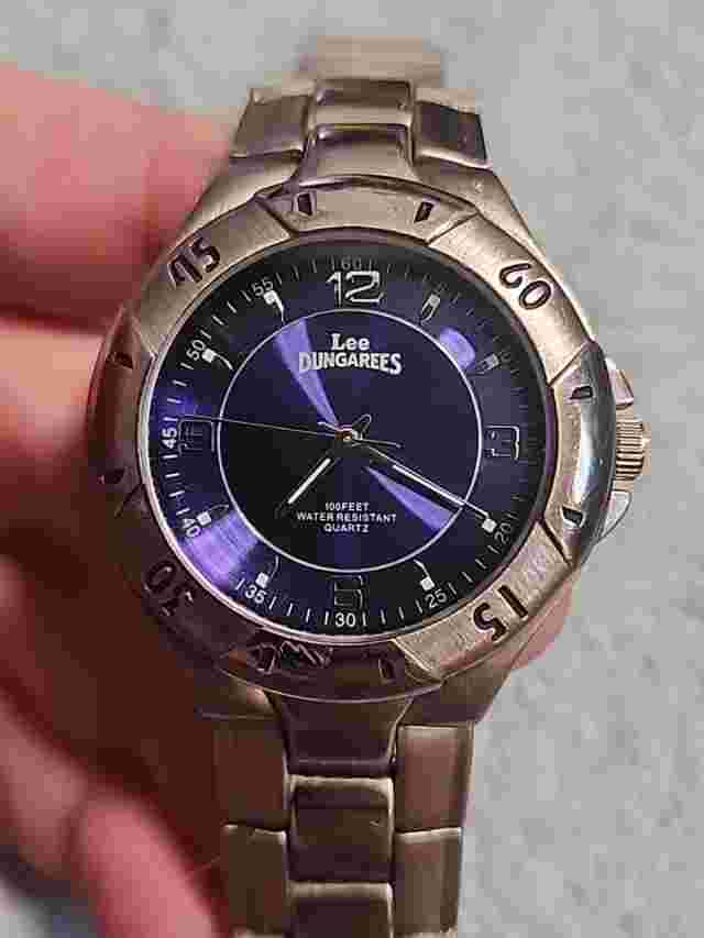 Lee Dungarees Watch Mens Silver Tone Steel Blue Dial Works New Battery  100ft