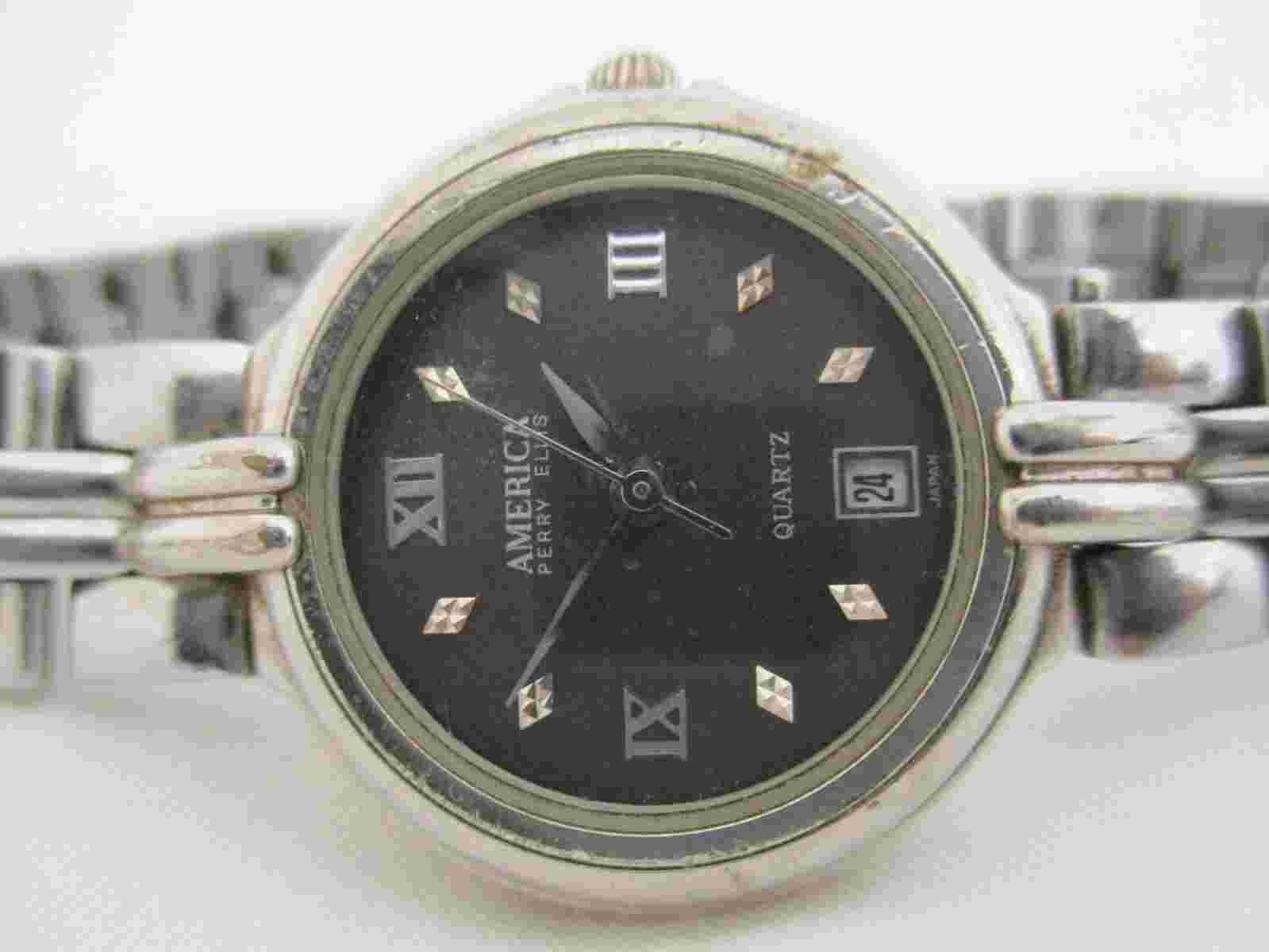 America Perry Ellis Wristwatch Silver Tone Date Indicator Roman Numerals