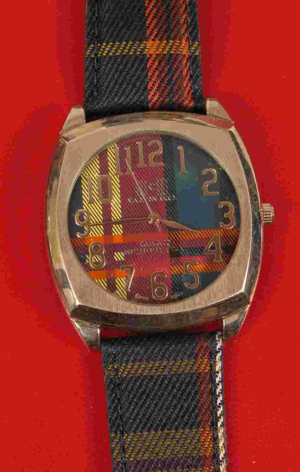 CALVIN HILL WATCH NOT WORKING FOR PARTS /REPAIR UNTESTED MAY JUST NEED BATTERY !