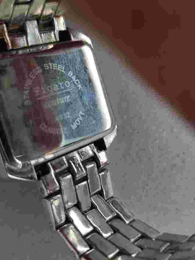 Figaro couture rectangle pearl dial ladies quartz watch