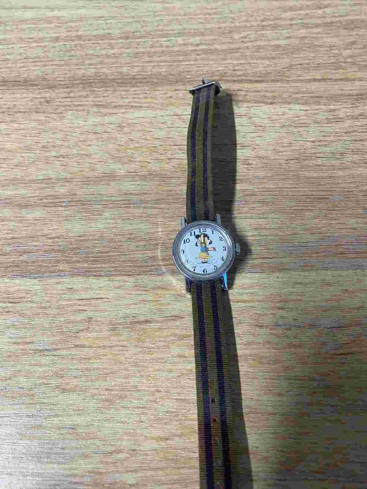 Peanuts "Lucy" Girls Watch Working 1970s Vintage