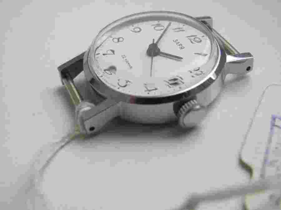 NEW Russian Mechanical Women's Wrist Watch ZARIA 2014