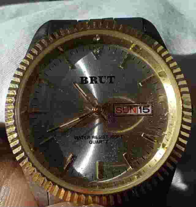 Brut Extra Quartz Men's Watch. #LBX120. Battery. Small Scratches On Glass.