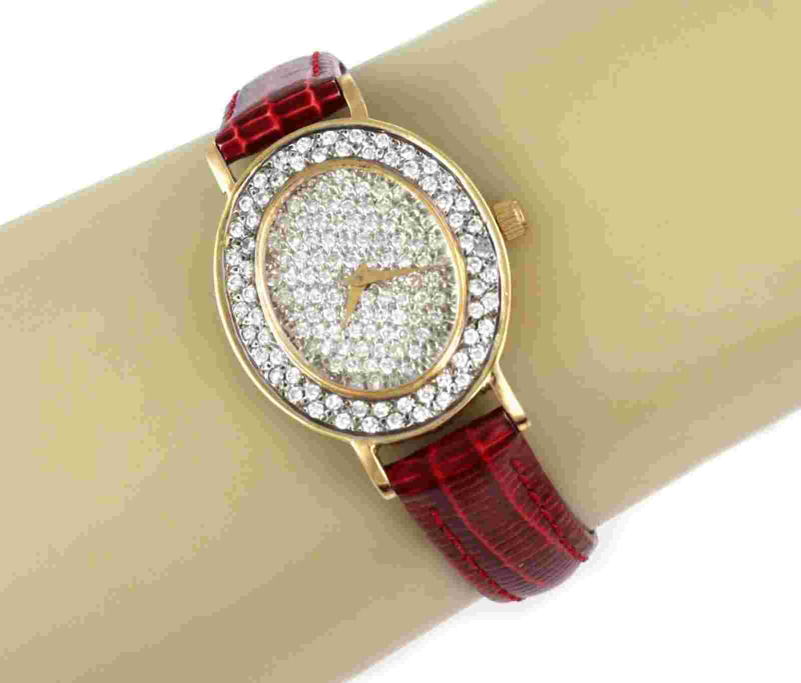 Universal Geneve 2.00ct Diamond 18k Gold Leather Band Watch