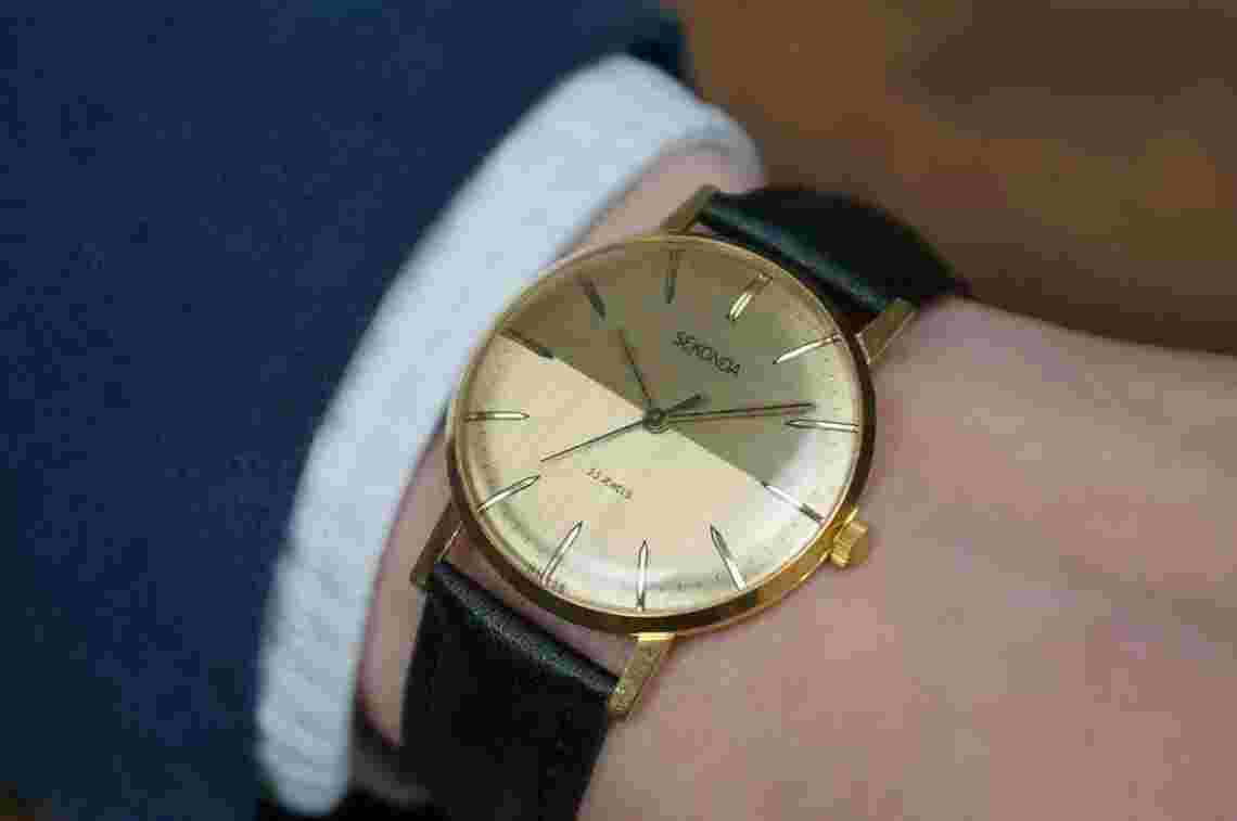 Seconda watch, USSR watch, 1970s, Mens watch, vintage watch, Soviet, slim watch