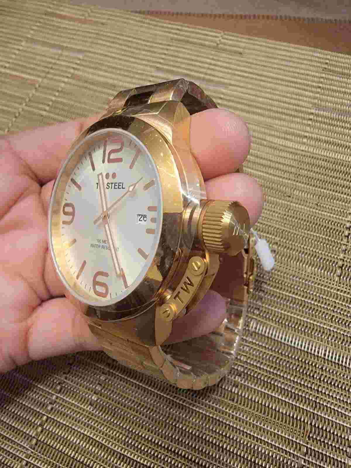 TW STEEL MEN'S CANTEEN CB162  WATCH WITH SILVER DIAL AND ROSE GOLD 50mm New