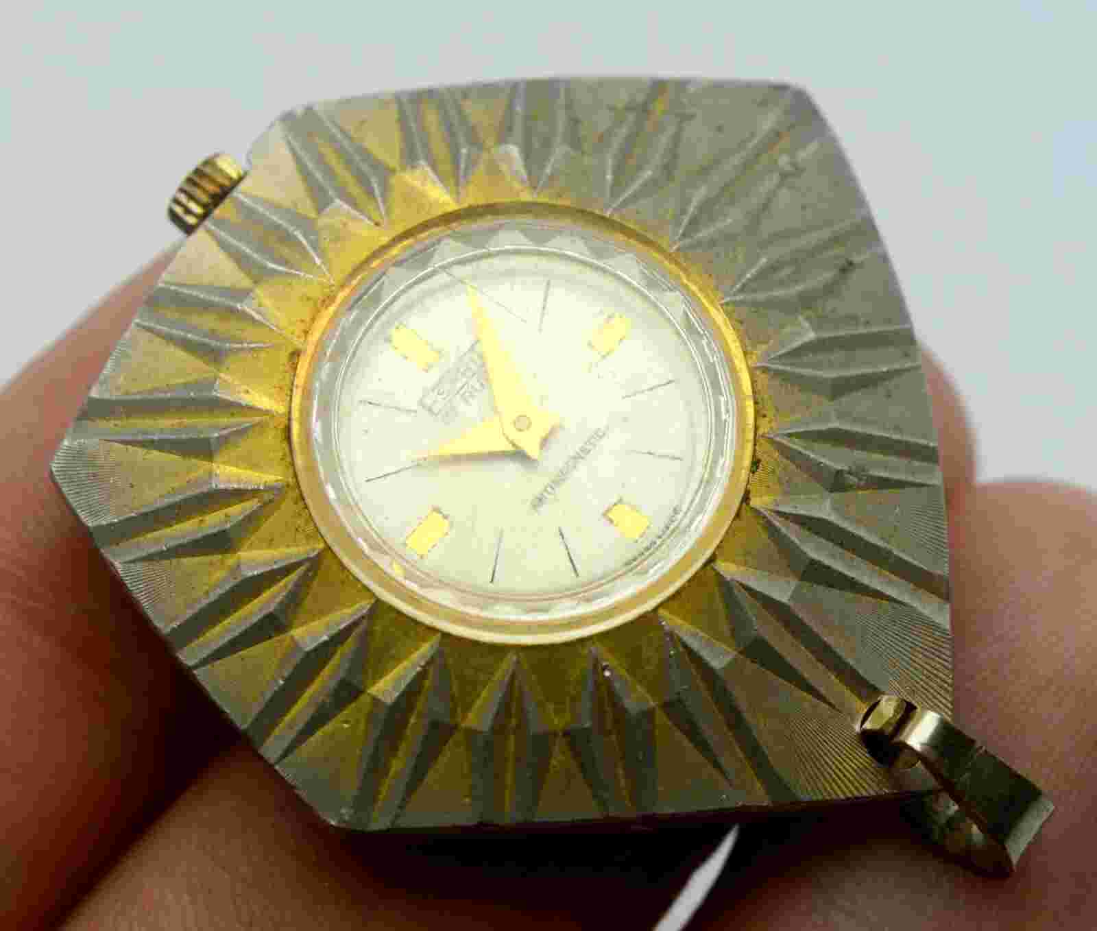 VINTAGE ESPRIT 17 JEWELS ANTIMAGNETIC MECHANICAL WATCH PENDANT. WORKING !