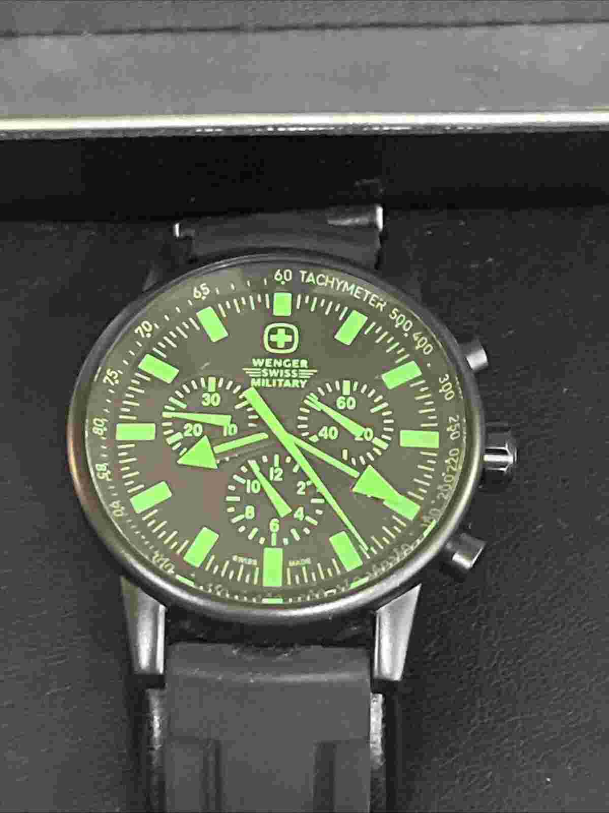 WENGER Swiss Army RAID COMMANDO 12Hr CHRONOGRAPH Men Green Watch W/ New Battery
