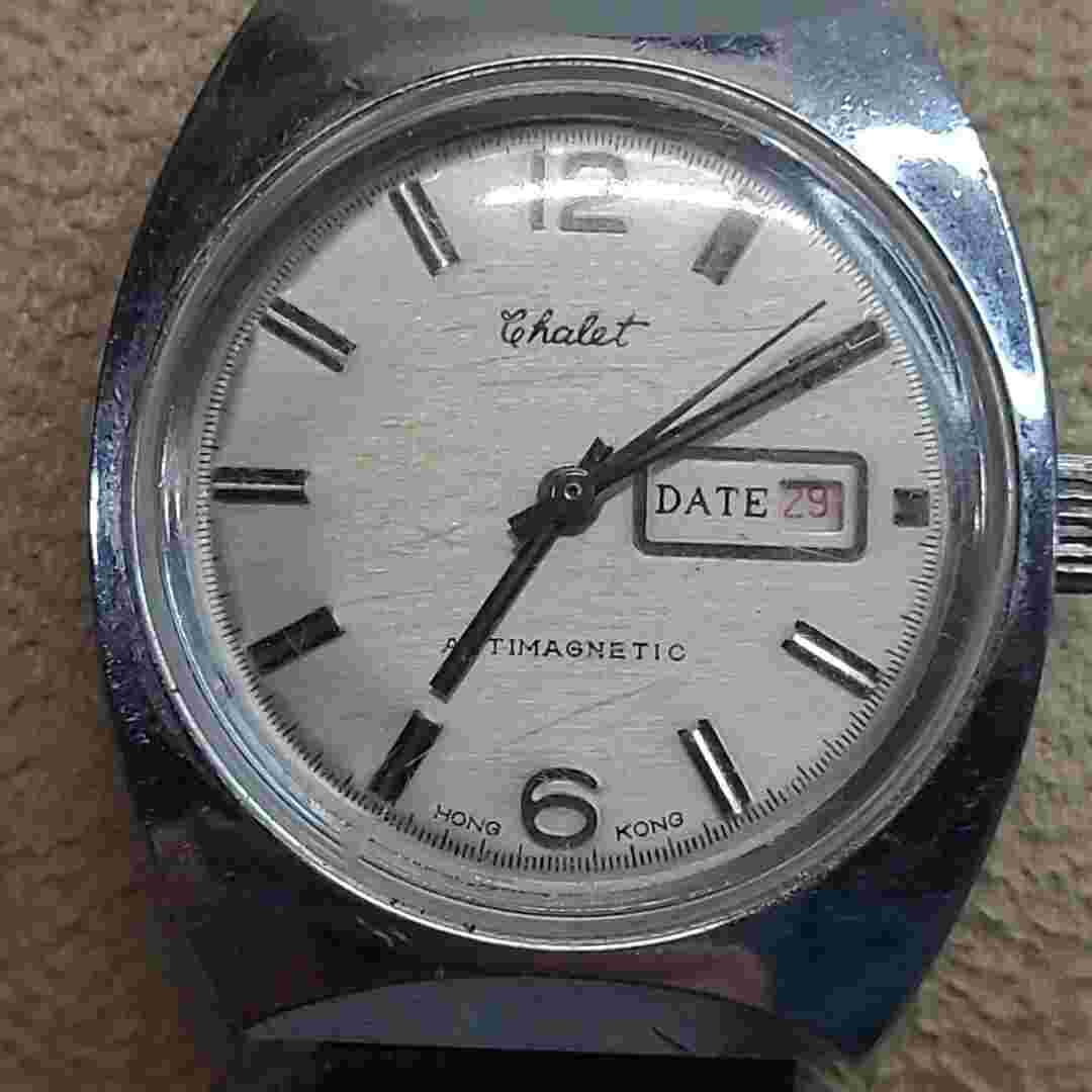 Vintage CHALET Date Calendar Men's Watch Swiss Made Self Winding - Runs Great++