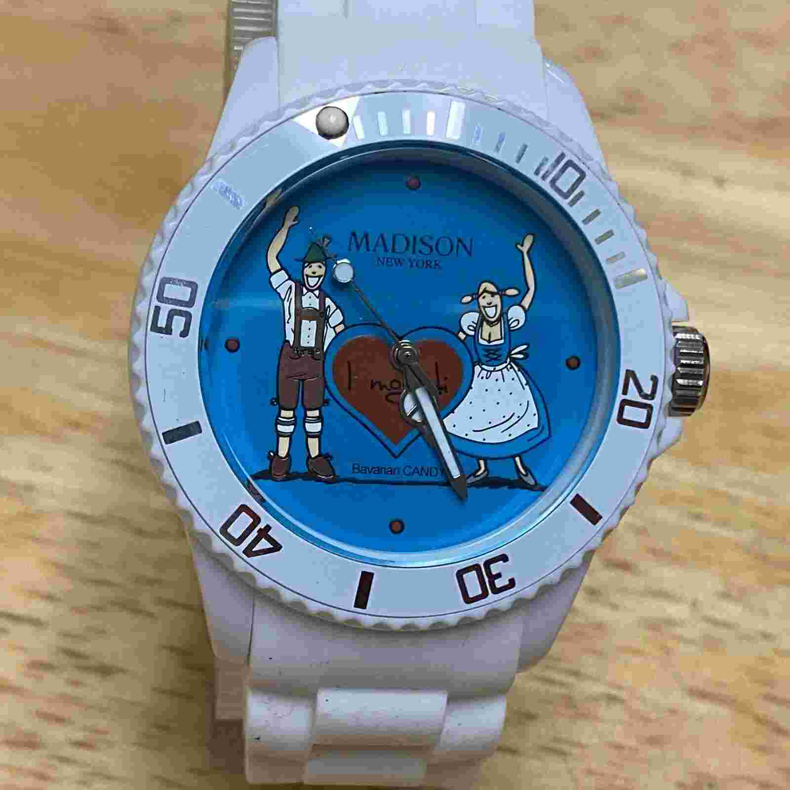 Madison NY Bavarian Candy White Plastic Rotating Bezel Quartz Watch~New Battery