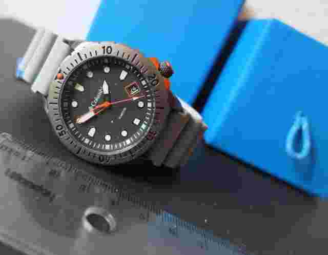 Columbia Pacific Outlander Black Dial Grey Silicone Strap Men's Watch Csc04-002