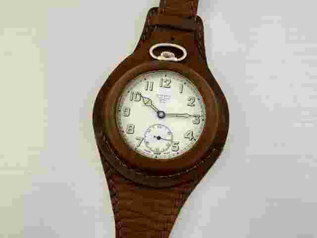 Buren Three Kronor Swedish Royal Family Military WWII Vintage Swiss Men Watch