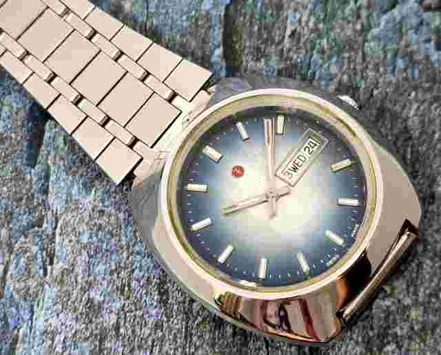Rare Vintage Felca Airmaster Automatic Gents on railroad bracelet.