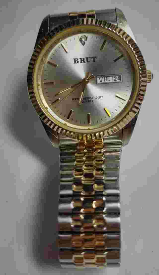 Brut Wrist Watch Mens 100 FT Water Resistant DAY DATE gold silver Quartz WORKING