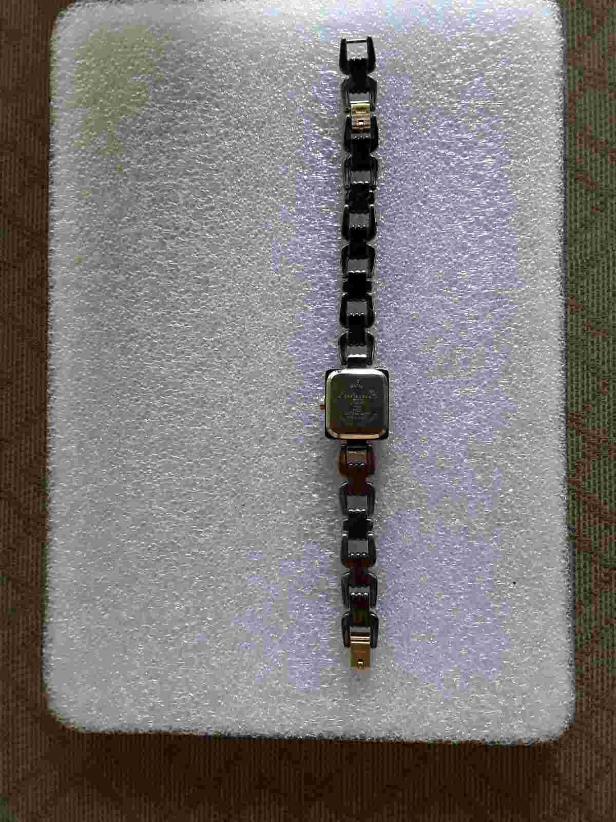 LA Express Women's Watch VINTAGE !!!!! NEW BATTERY WORKS GREAT!!!   5-7 - W1
