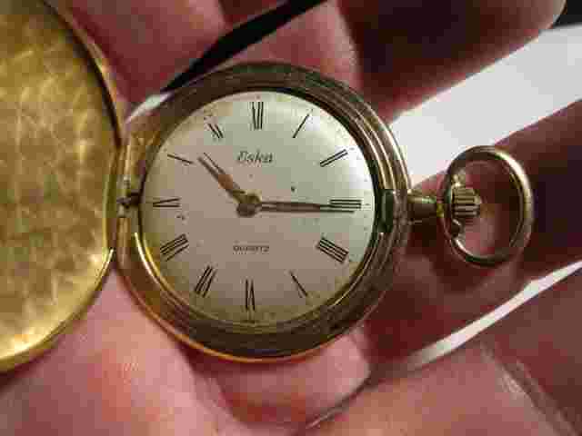 VINTAGE ESKA POCKET WATCH SWISS MADE QUARTZ UNTESTED - OFC-T2