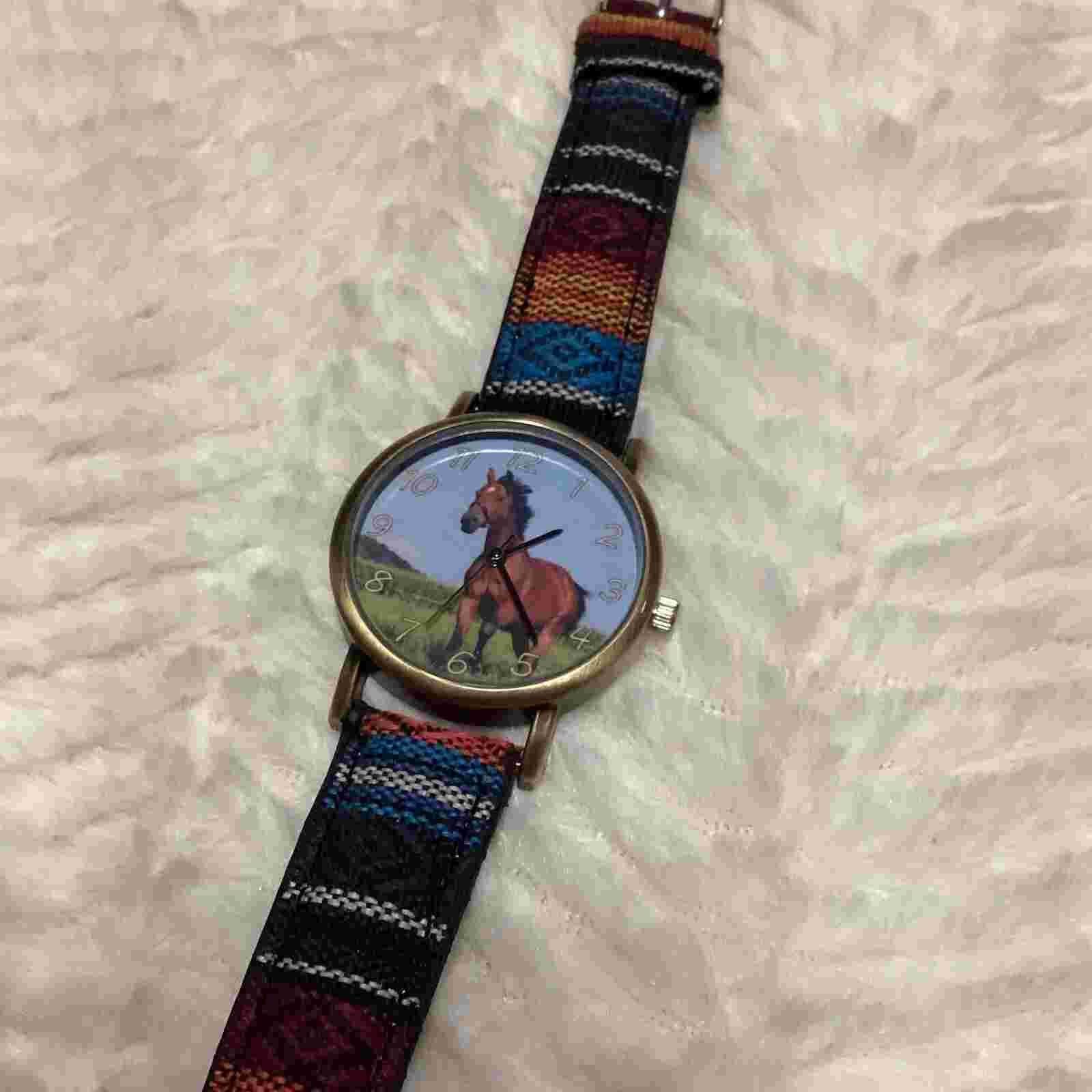 Beautiful Western Horse Wristwatch Cowgirl Rodeo Needs Battery Western
