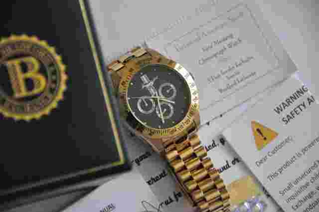 24K Gold Plated Untamed American Spirit Ford Mustang Muscle Car Watch Gift Box