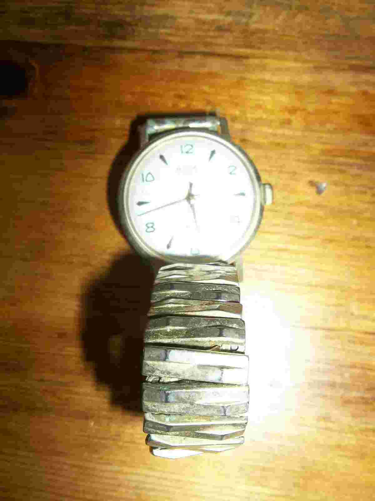 JEMIS QUARTZ WATCH