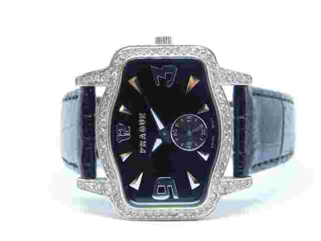 Prague Genuine Leather Quartz Analog Ladies Watch