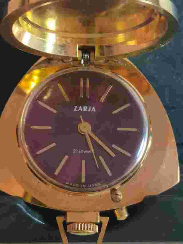 Very rare USSR Watch Zarya AU5 Pendant with 2009 B movement and 21 stones.
