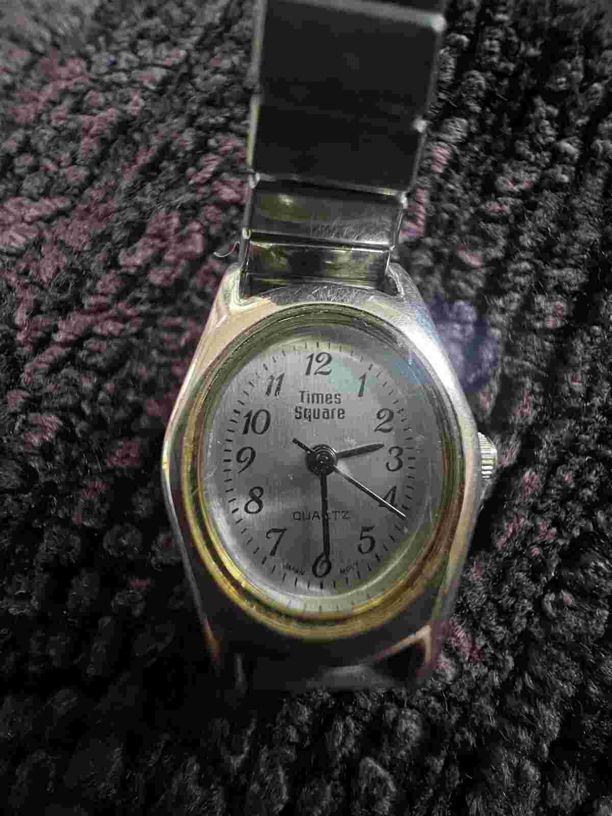 Times Square Quartz FADA Industries Inc.2 Tone Women's Stretch Band Watch