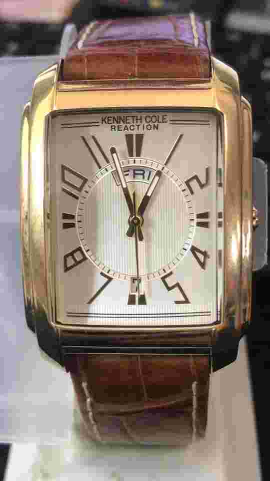 Kenneth Cole Reaction 34x48mm Day/Date Gold KC1346 Men's Quartz Watch, Run (Y18)