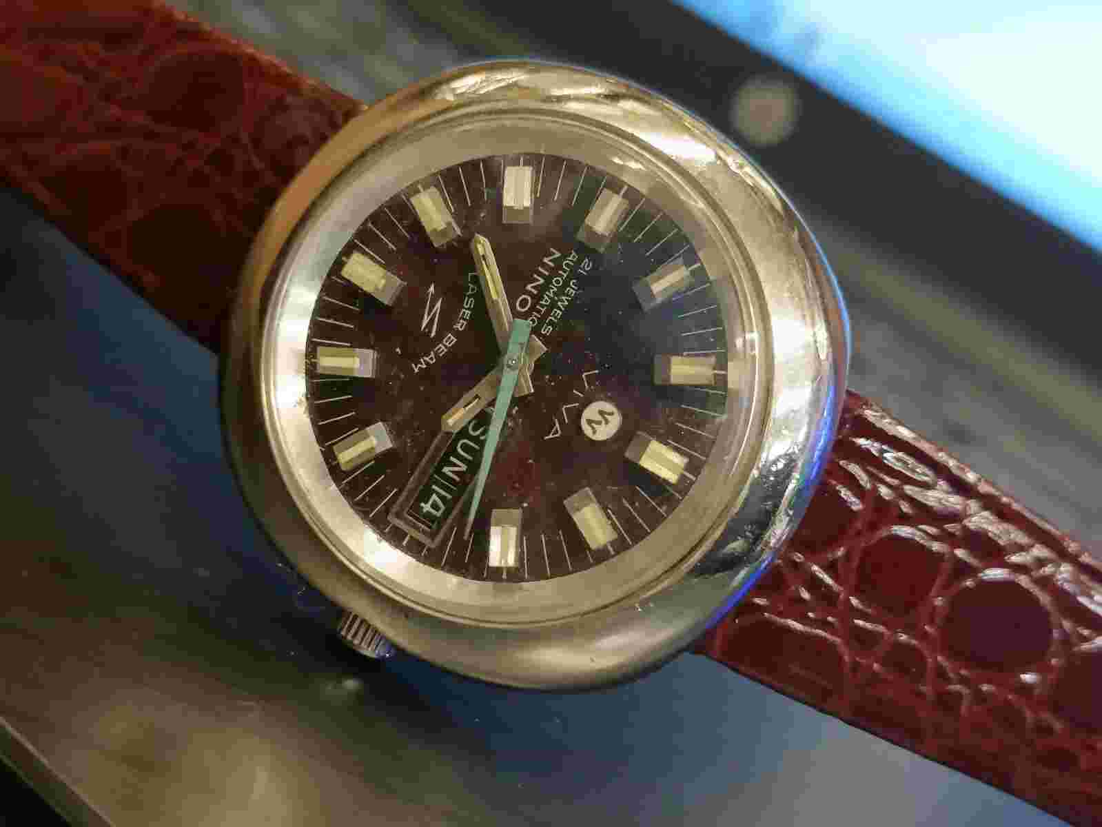 Authentic Nino automatic laser beam 21 jewels swiss men's day date vintage watch