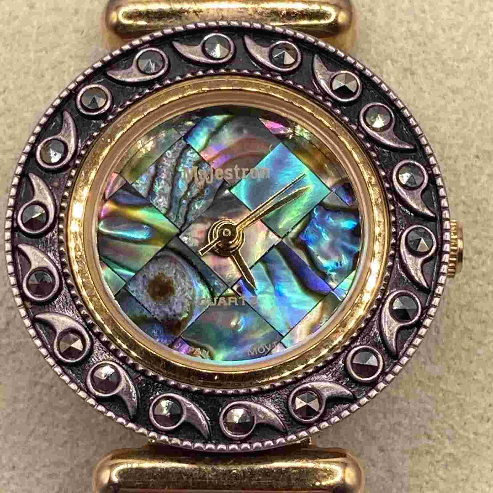 Vintage Majestron Majesti Ladies 22mm Watch Abalone Dial Gold & Black Tone- RUNS