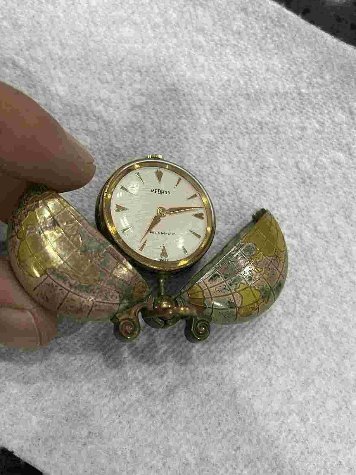 Vintage Medana Globe World Pocket Watch Swiss Gold Tone Antimagnetic