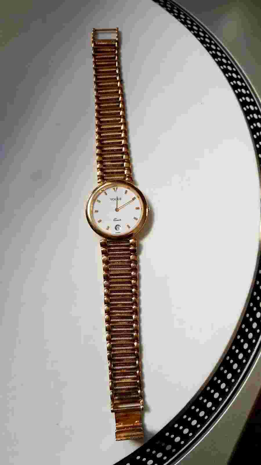 Swiss made Vintage Vogue watch! Gold 18K Quartz