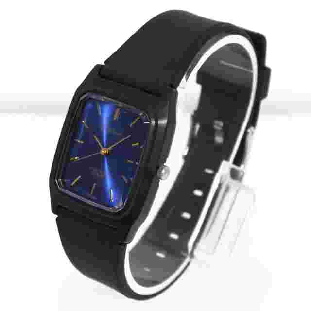 Citizen Q&Q Blue Face Analogue Watch VS10-002: Japanese Import, Boxed, New