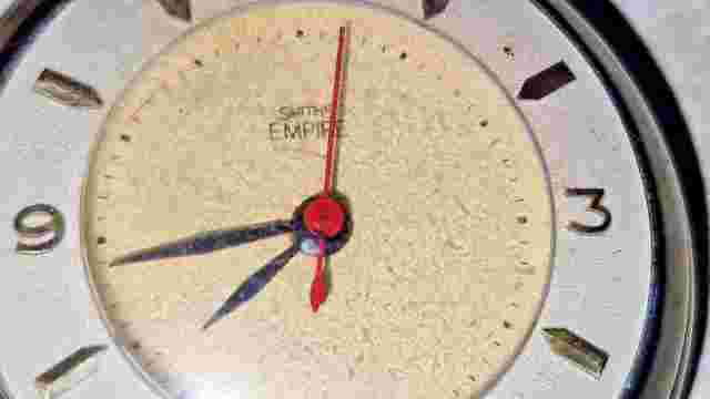 VINTAGE  SMITHS EMPIRE CREAM FACED POCKET WATCH