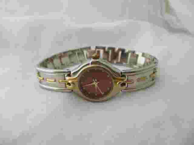 Geneva Watch Silver & Gold Two Toned Band Round Red Face WORKING!