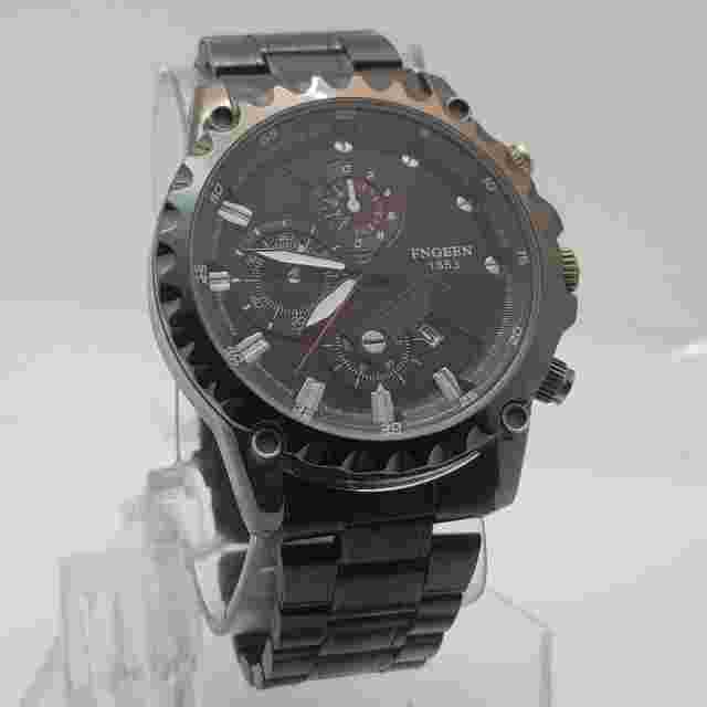 FNGEEN Quartz Analog Watch Black Dial Stainless Steel Black Band....NEW BATTERY