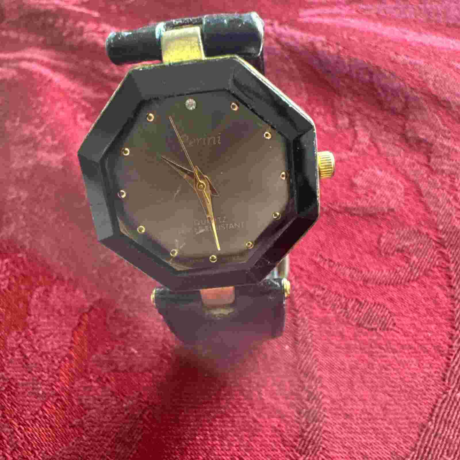 Perini Women's Analog Quartz Black Buckle Band Watch Rhinestones Vintage Leather