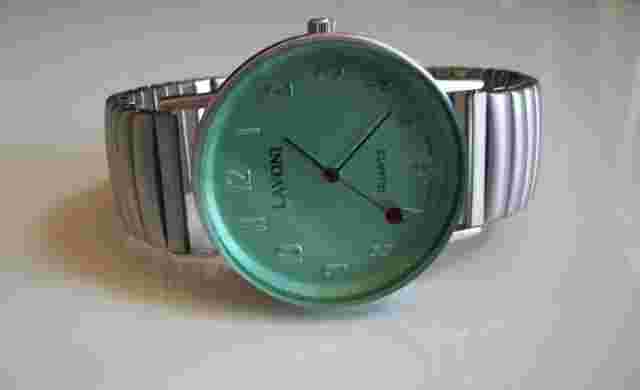 Men's green number dial stretch band silver finish fashion casual  watch