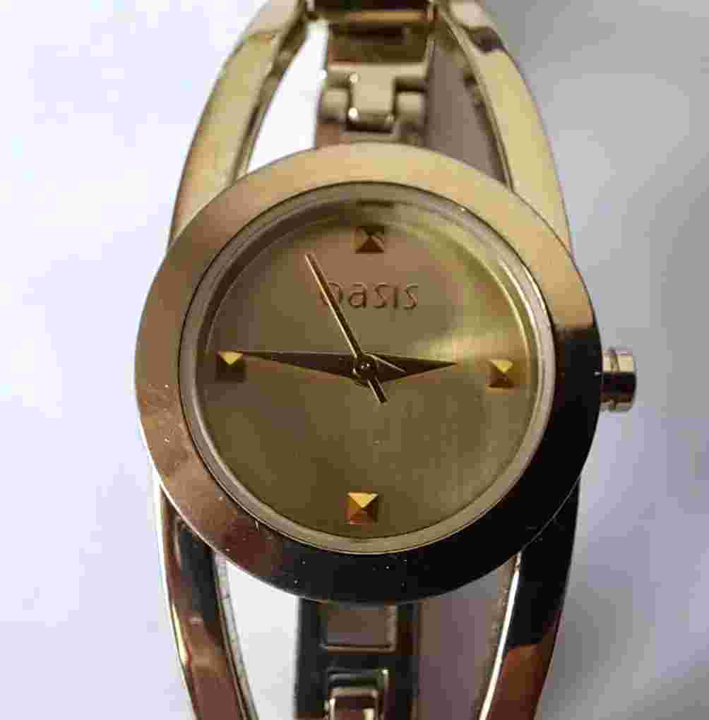 Oasis Ladies Quartz Watch - Gold Tone #8715 Working