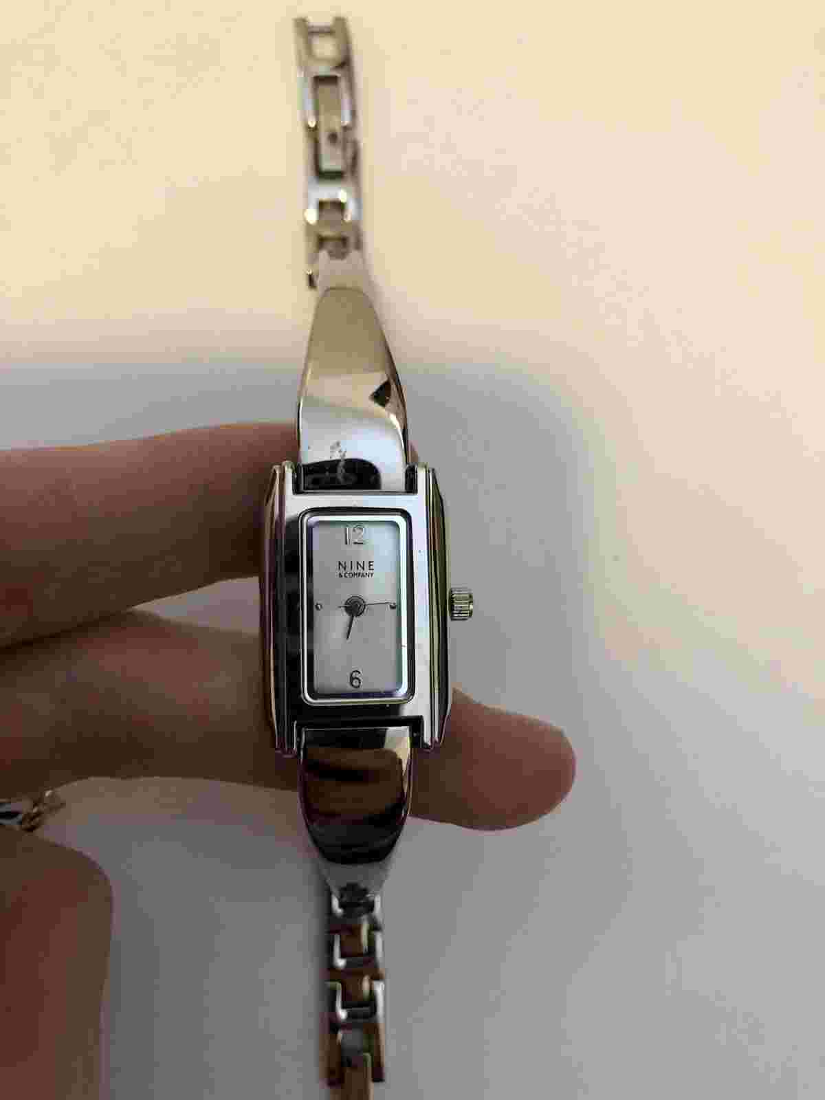 Ladies Nine & Company Silver Tone Silver Dial Watch New Battery-Works