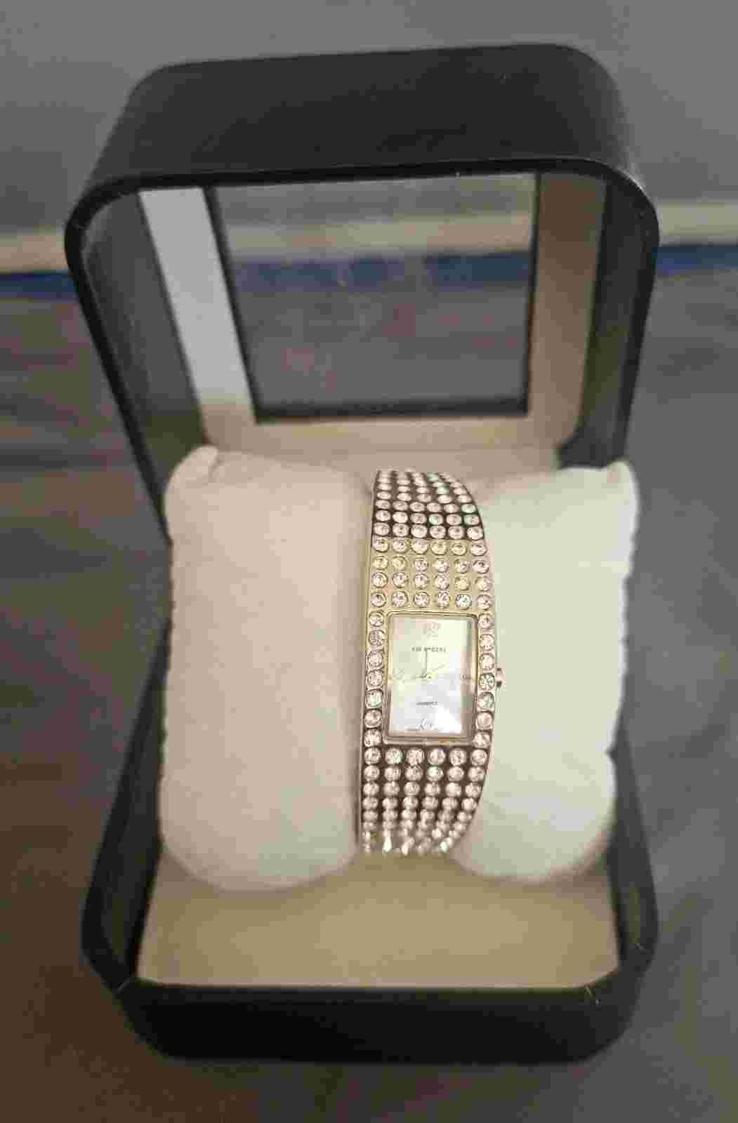 Kim Rogers Gold Tone Crystal Wristwatch Women's Iridescent Face Analog