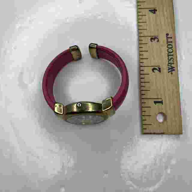 E CC Singapore PT2045GDPK Gold Ladies Retro Watch Stainless Untested